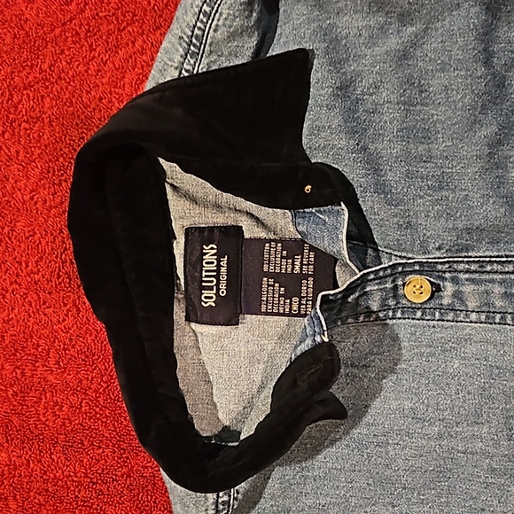 Solutions- Top - Picture 3 of 9